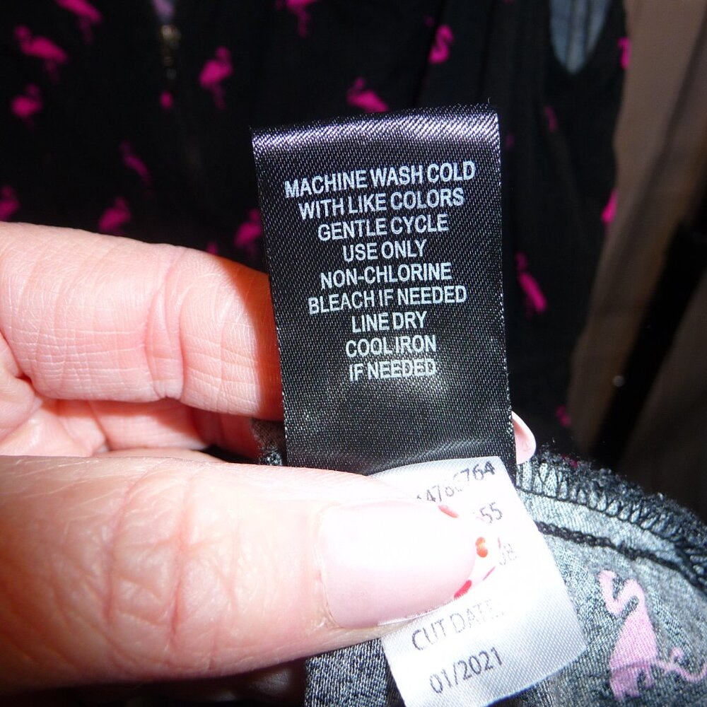 Torrid - Mini Challis Zip-Front Shirt Dress - Flamingos - Black, Pink - 3x - Picture 6 of 9
